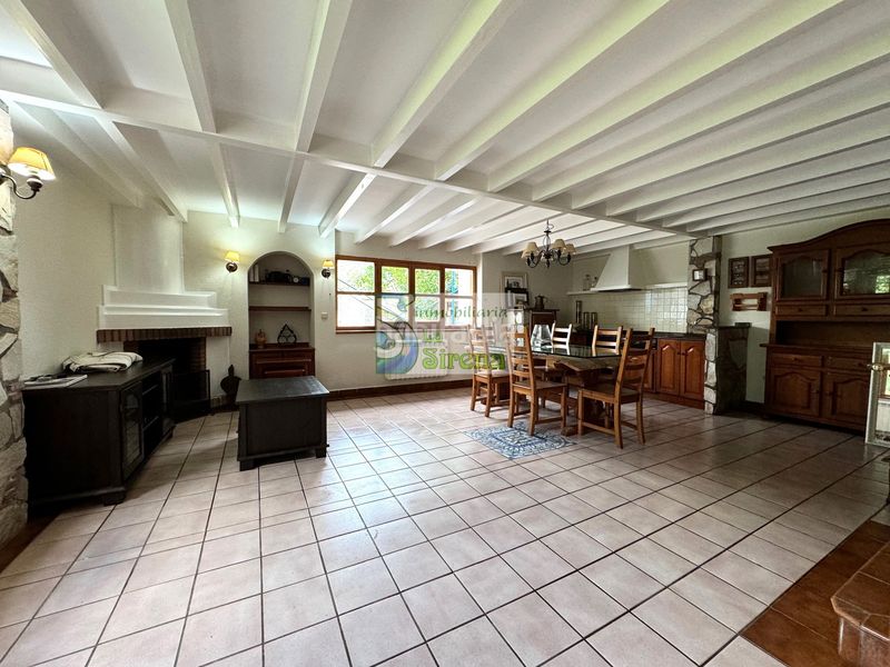 Foto 605f3d92-2e4d-4b05-8206-68c3ecc78452. Casa amb calefacció aparcament a Guriezo