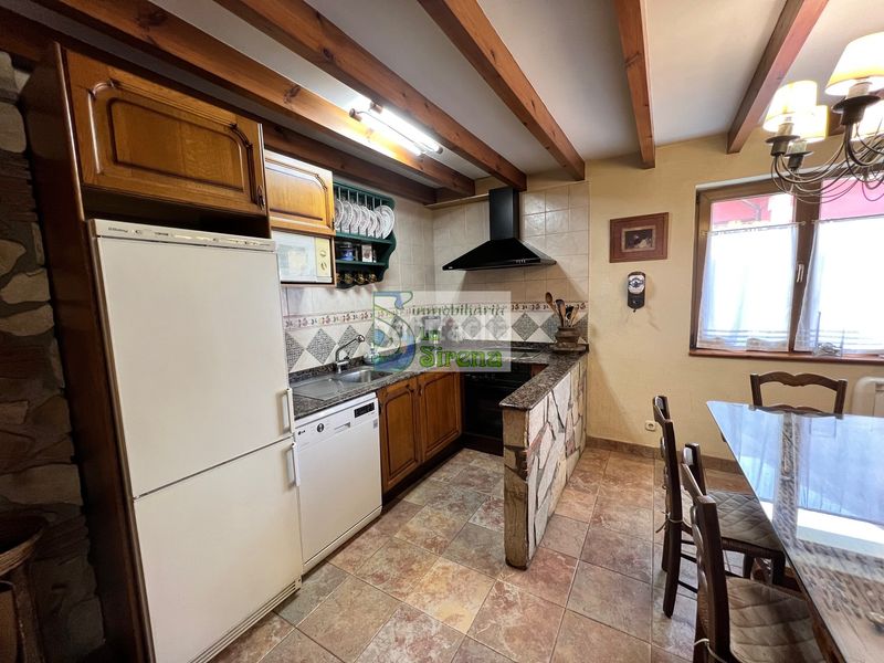 Foto 64382933-35bf-45a1-bcea-1805c7a24016. Casa amb calefacció aparcament a Guriezo