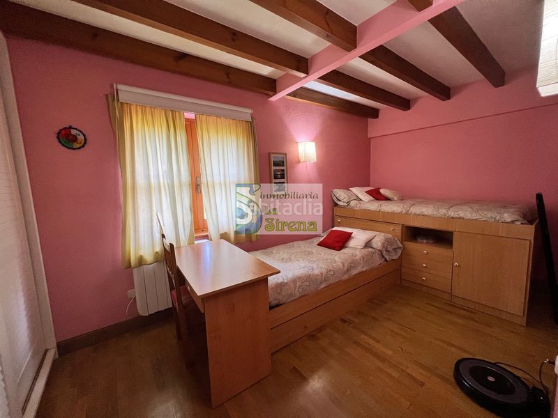 Foto 94dd8716-a9e0-4b45-ae4b-2d00dba8b826. Casa amb calefacció aparcament a Guriezo