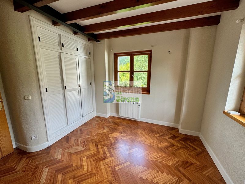 Foto be8f05ef-b845-429c-995a-08c39cb6a0b5. Casa amb calefacció aparcament a Guriezo