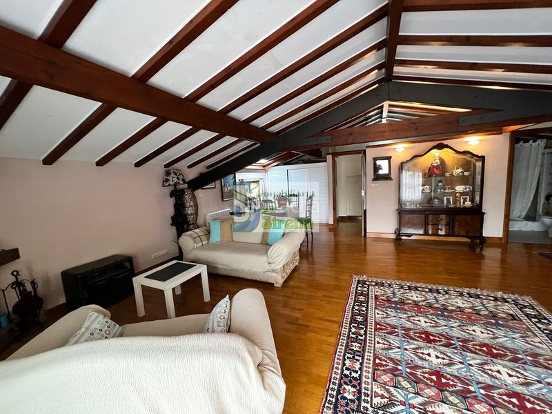 Foto f7bfc420-736e-401f-bacb-bc66f1f28803. Casa amb calefacció aparcament a Guriezo