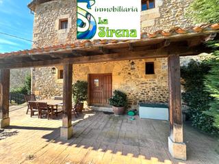 Maison à Barrio sámano-monteale 262a. Casa de piedra en sámano-montealegre
