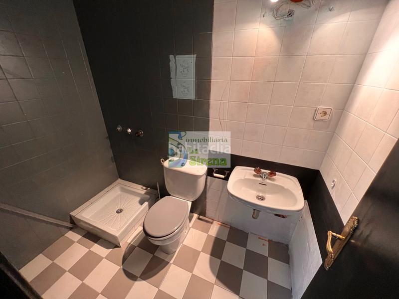 Foto 0eb66d4d-fcb4-43b4-8665-ea6df6b0b1a6. Location local commercial dans calle venancio bosco 6 dans Castro - Urdiales
