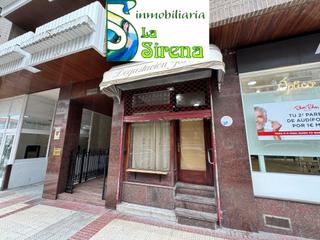 Local commercial à Calle república argentina 5. Bar-cafetería en el centro