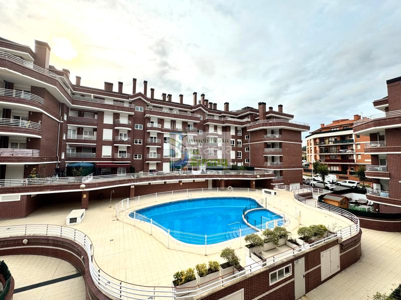 Foto 16bfd7e6-04ee-48c0-a97a-f6ef3d118a3a. Piso en calle de la granja 4 piso Cotolino en Cotolino Castro - Urdiales