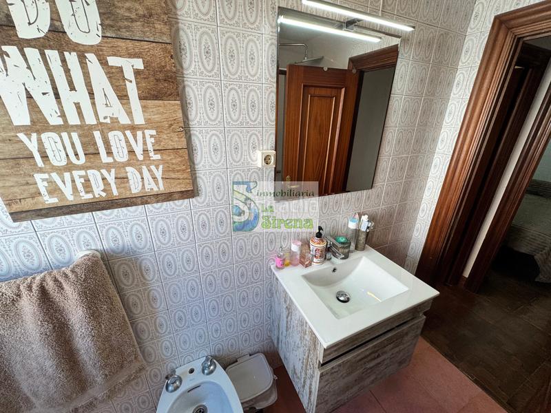 Foto 31bff075-1d74-4d7d-82b6-7b6962e0a8e7. Piso en calle ardigales 15 piso Centro en Centro Castro - Urdiales