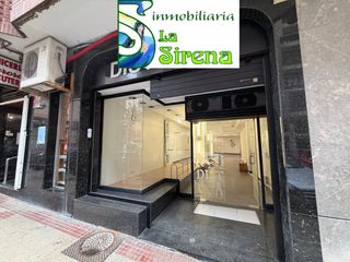 Miete Geschäftsraum in Calle eladio laredo 2. Alquiler local centro