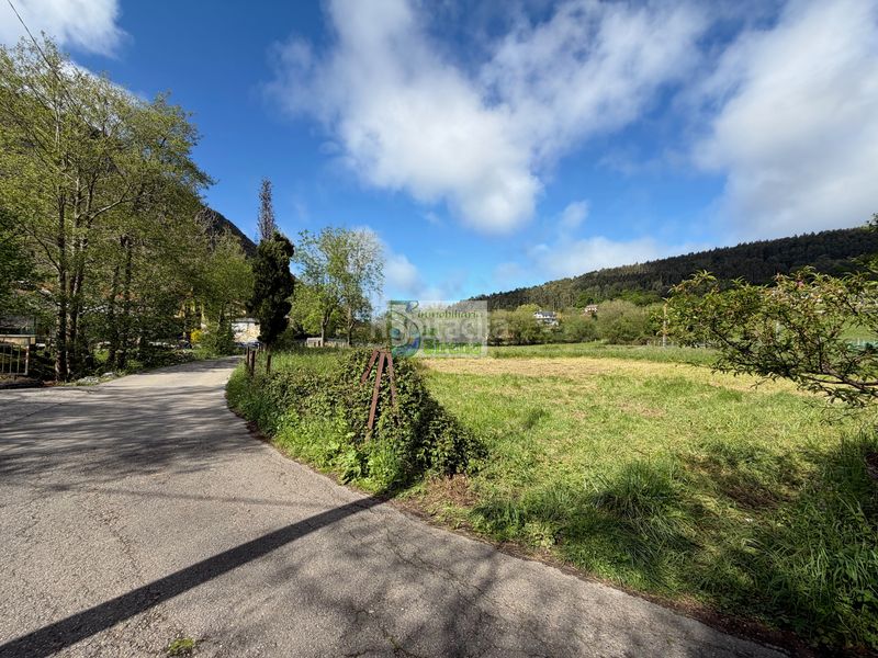 Foto 710f345f-ca06-4b3f-8eb0-129d20b5ac45. Terreno residenziale in barrio baltezana 121 in Otañes-Talledo Castro - Urdiales