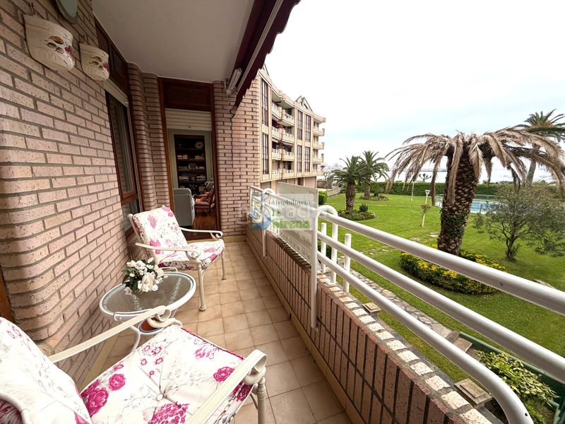 Foto 4e123935-fe6e-4dc9-a182-9040271e0f55. Pis amb calefacció aparcament piscina a Brazomar Castro - Urdiales