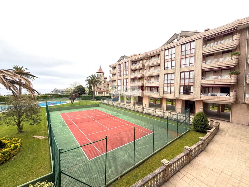 Foto 558220a3-68bd-41b3-9176-9096e0cb3206. Pis amb calefacció aparcament piscina a Brazomar Castro - Urdiales