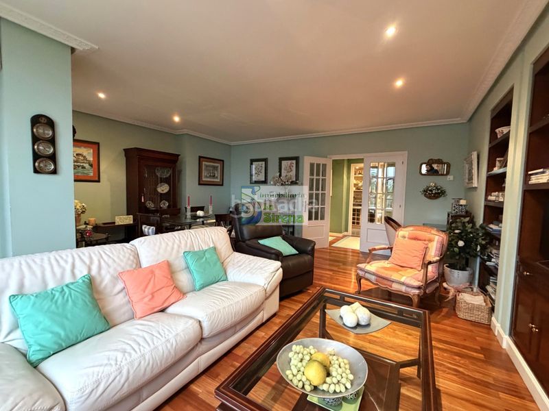 Foto 5ba31c69-a1a3-4fe8-a0f5-d1858d2c96f9. Pis amb calefacció aparcament piscina a Brazomar Castro - Urdiales