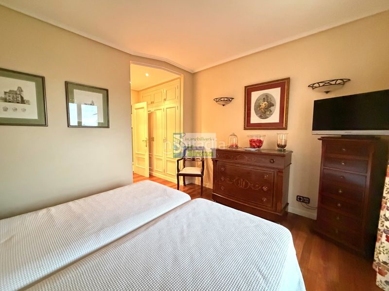 Foto 77590563-5a11-4881-bc88-e34515a8c984. Pis amb calefacció aparcament piscina a Brazomar Castro - Urdiales