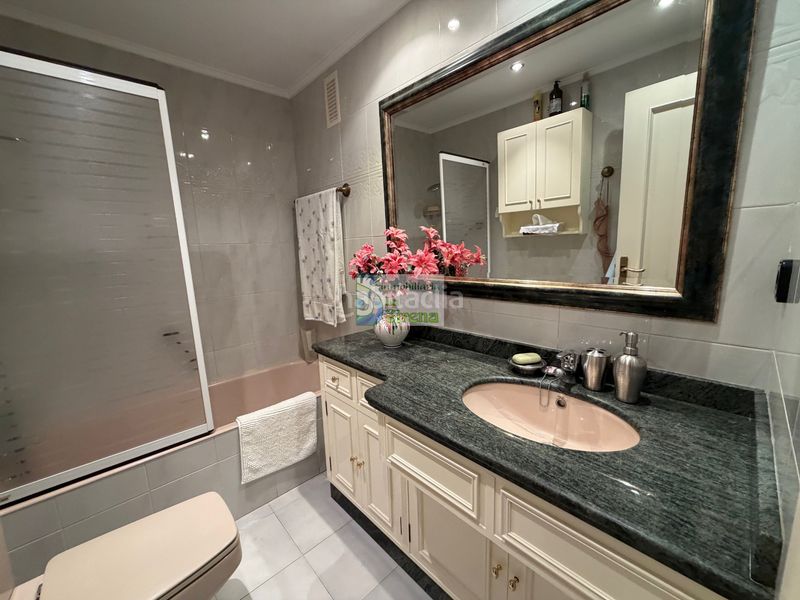 Foto b97dcc7e-1461-42cd-a464-acda782b65fc. Pis amb calefacció aparcament piscina a Brazomar Castro - Urdiales