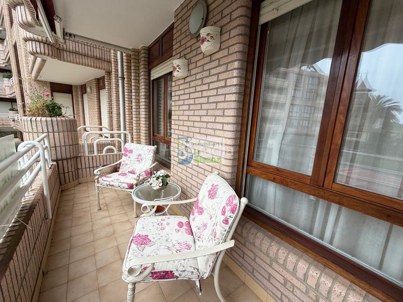 Foto e0dd7c6e-f8c9-46ef-93d8-edef68513288. Pis amb calefacció aparcament piscina a Brazomar Castro - Urdiales