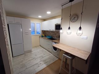 Miete Etagenwohnung  Calle floranes