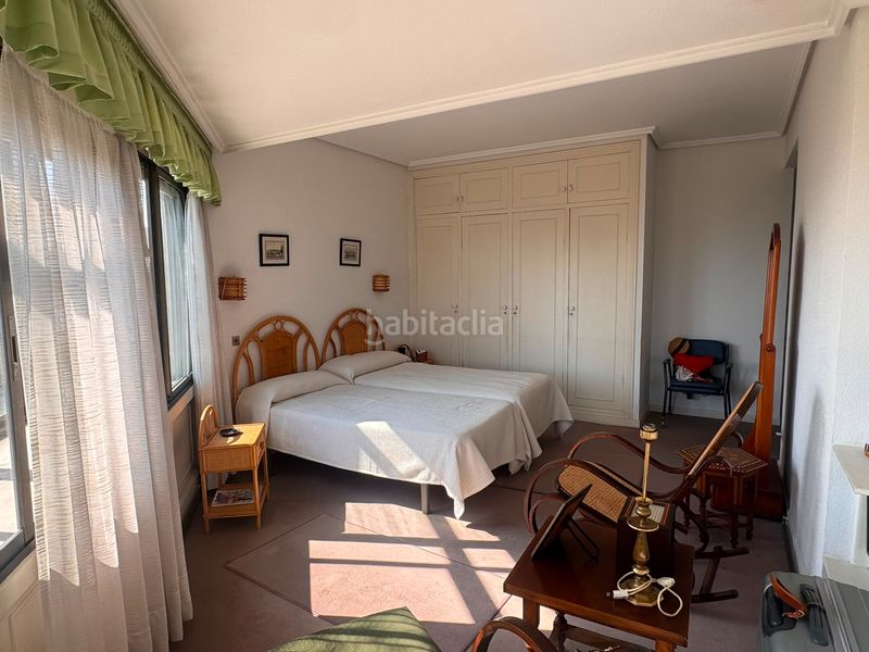 Foto df10e204-bf41-4fa1-b505-63b8f672dc5e. Pis amb calefacció aparcament a El Sardinero Santander