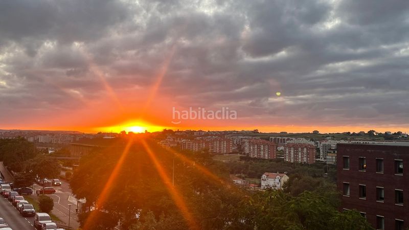 Foto 1ab0ce26-3aea-4e1a-ad96-23f2ac77469d. Lloguer pis amb calefacció a Los Castros Santander