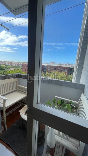 Foto 8646f7b9-81aa-4a7e-bb8b-c2d4b7cca71c. Lloguer pis amb calefacció a Los Castros Santander