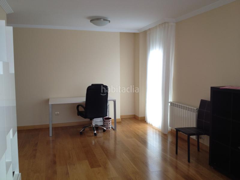 Foto 6b518f3e-a37f-47f0-bfbe-c7d720beb5b4. Location appartement avec chauffage parking piscine dans Santander