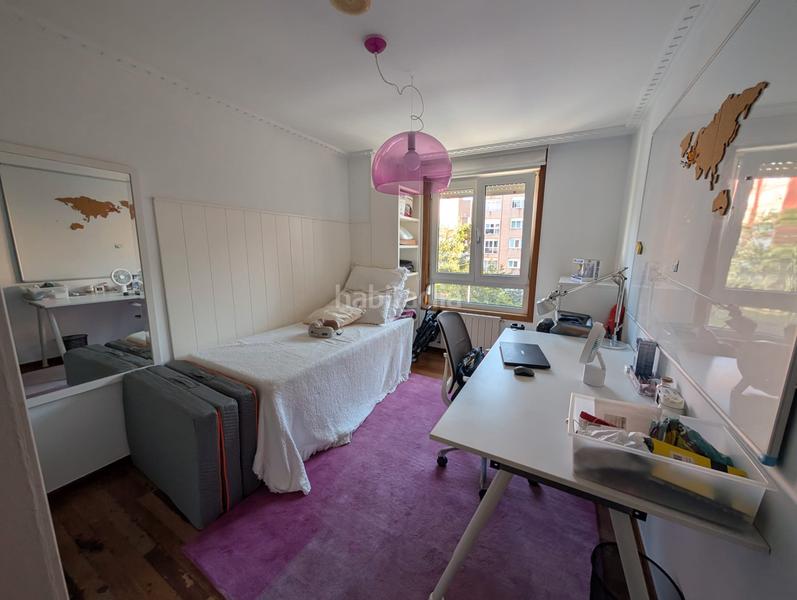 Foto b0b5eb76-7789-4821-961c-5a915e0b622b. Location appartement avec chauffage parking dans Los Castros Santander
