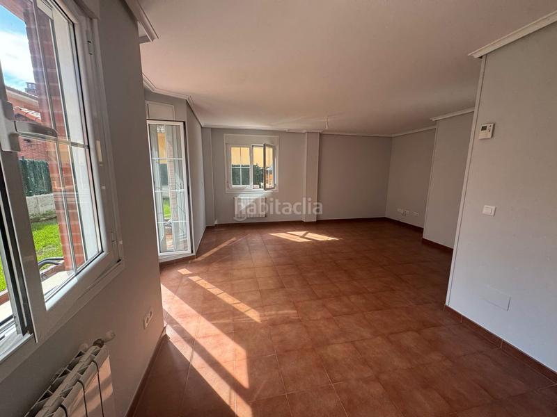 Foto 06812bb2-3d7b-4253-ba58-94765be03978. Casa pareada chalet en Oruña en venta en Oruña Piélagos