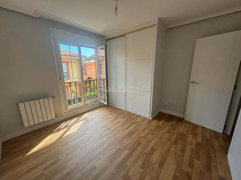 Foto 4386521e-8c3b-4299-8868-5d8eda56a8c1. Casa pareada chalet en Oruña en venta en Oruña Piélagos