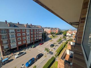 Dúplex  Calle la pereda. Duplex con terraza y vistas