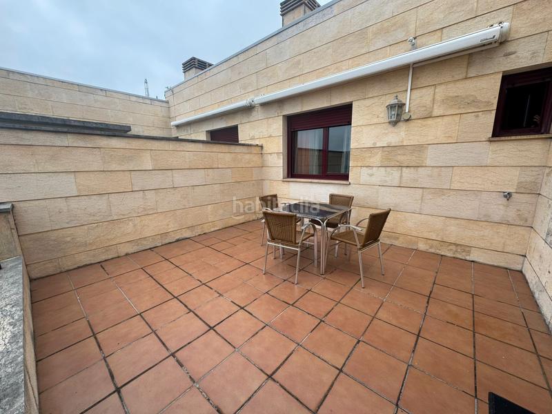 Foto 1f006918-5df7-4154-8924-59cd93318d26. Alquiler ático atico en alquiler de sep/ junio con terraza grande en Santander