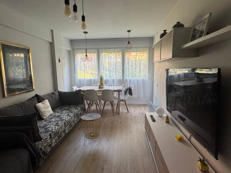 Foto c18c2fd7-750f-439a-8370-4d770641bce7. Affitto appartamento in calle teniente fuentes pila 7 in Santander