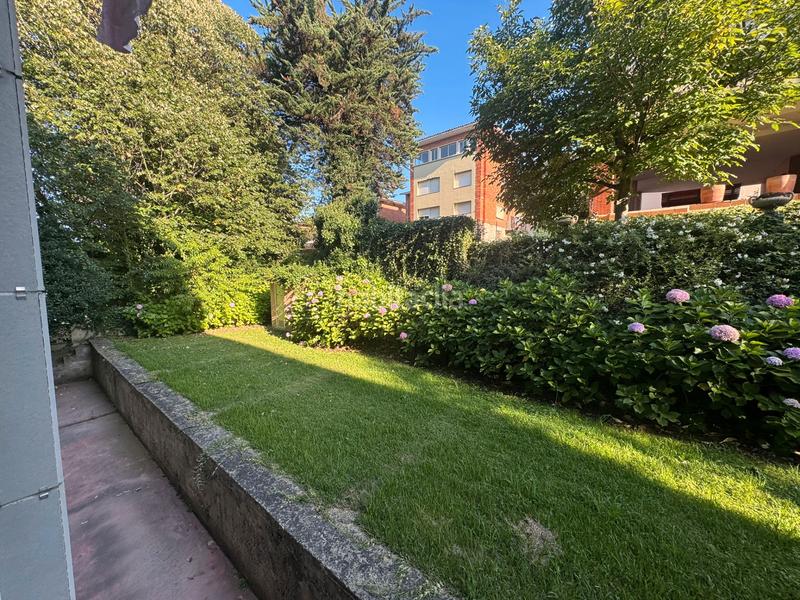 Foto d9dc5c16-5a03-4018-8b1f-d159973e0246. Location appartement dans calle teniente fuentes pila 7 dans Santander