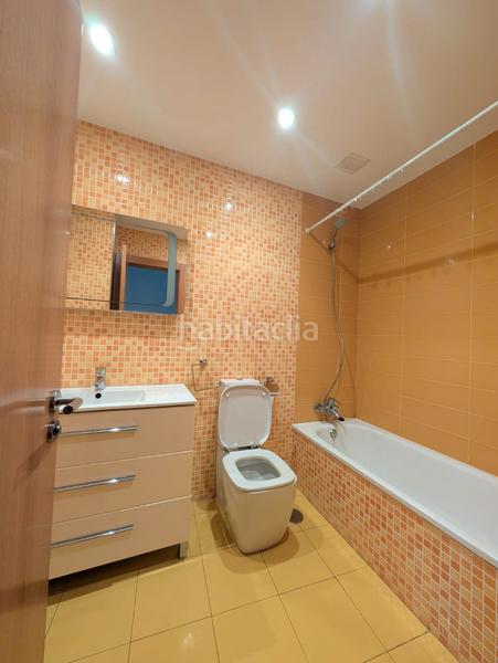 Foto 4851b1b8-4f8c-456a-810c-ddbd659b0e53. Appartamento con riscaldamento parcheggio in Valdenoja Santander