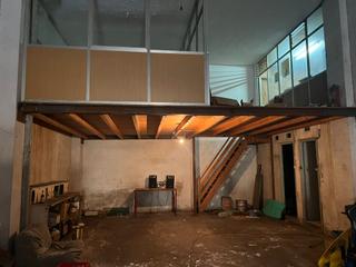 Oficina en Avenida padre huidobro 2. Local en venta en torrelavega