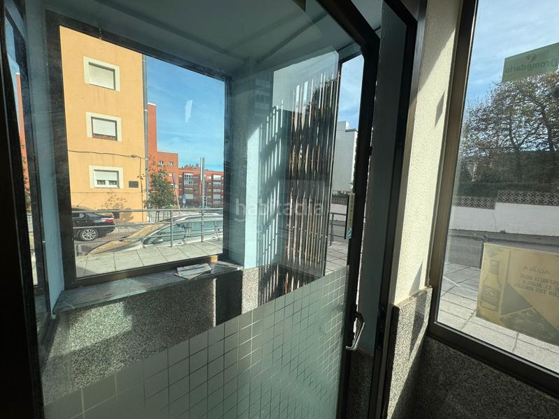 Foto 6127bab6-852b-4ab7-9bbb-9e6f16a914a6. Locale commerciale in grupo los pinares 3b in Los Castros Santander