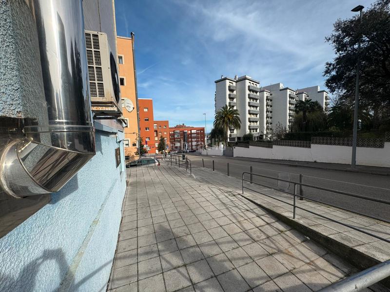 Foto 7a33a91d-fb82-422f-849c-c994b9b52823. Locale commerciale in grupo los pinares 3b in Los Castros Santander