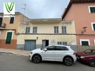 Semi detached house in Son Espanyolet. Construcción para rehabilitar y convertir en vivienda