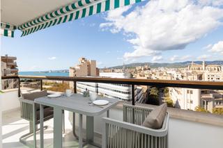 Flat  Avenida gabriel alomar. Exclusivo piso con espectaculares vistas sobre la bahía y el cas