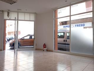 Alquiler Local Comercial en Els Hostalets. Local céntrico y luminoso