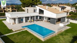 Xalet a Sa Cabaneta. Amplio y bonito chalet con piscina en sant marçal, marratxí