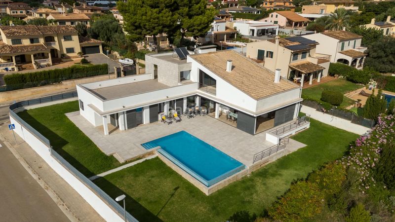 Foto ce792c0d-2668-412e-a2a1-096a5ff30295. Chalet with parking pool in Sa Cabaneta Marratxí