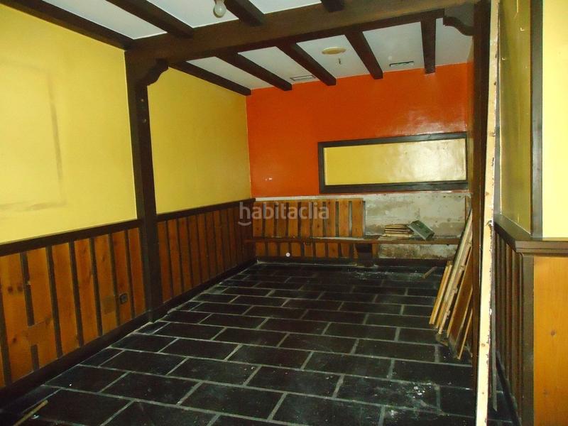 Foto 0e08d6fa-9c99-4902-8a41-ac68a409e39d. Alquiler local comercial en Centro - Ayuntamiento Santander