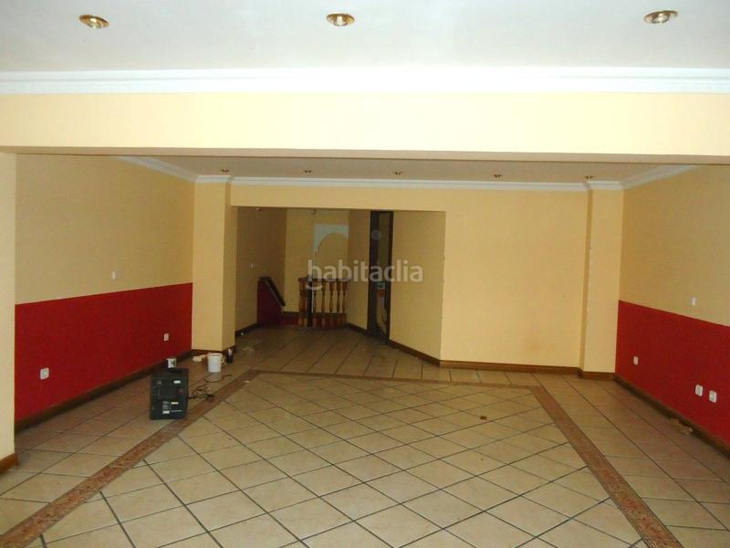 Foto d27eb1ad-5888-43b7-ac84-3ed8afea7e5a. Alquiler local comercial en Centro - Ayuntamiento Santander