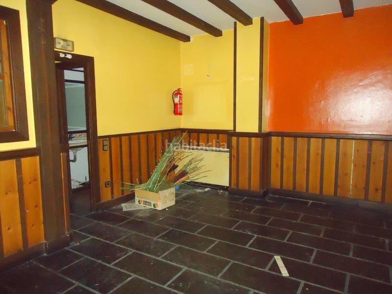 Foto f09b16bf-ecb6-45da-afe0-651222a93821. Alquiler local comercial en Centro - Ayuntamiento Santander
