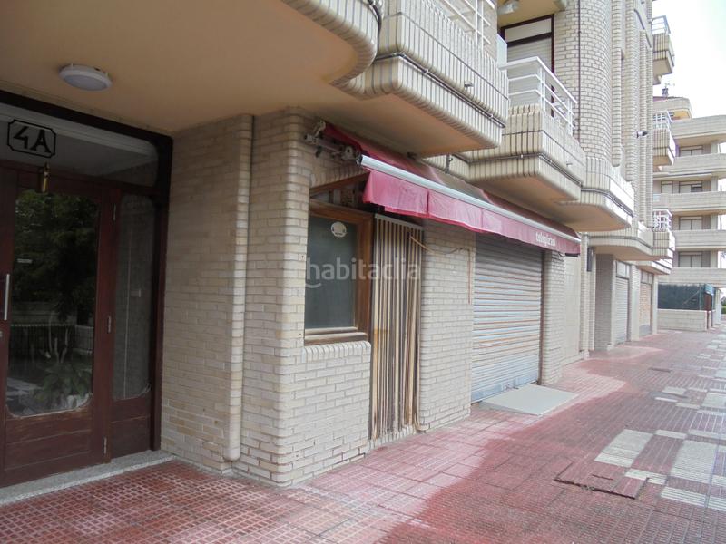 Foto 79cca654-6570-4293-8de0-f8082de05ff4. Local comercial a El Puntal Laredo