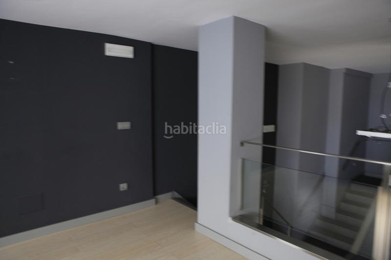 Foto 202f05af-1a7e-4896-858f-e47368a8ab18. Local comercial a calle mies del valle 3 a Cuatro Caminos Santander