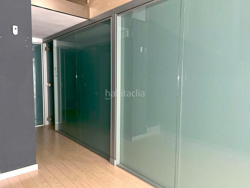 Foto 5bf2260e-ecfd-49fc-8500-abbb87ea37c2. Local comercial a calle mies del valle 3 a Cuatro Caminos Santander