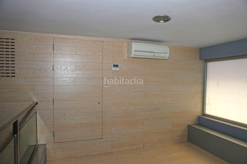 Foto 824f7d39-4622-4bfd-b8e1-70db166b14ec. Local comercial a calle mies del valle 3 a Cuatro Caminos Santander
