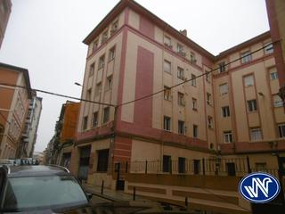 Local Comercial  Calle san celedonio. Local con amplia fachada