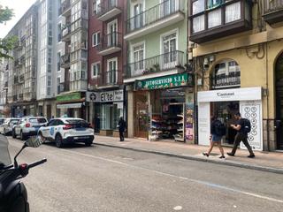 Local Comercial  Calle vargas. Local en venta junto a la plaza numancia