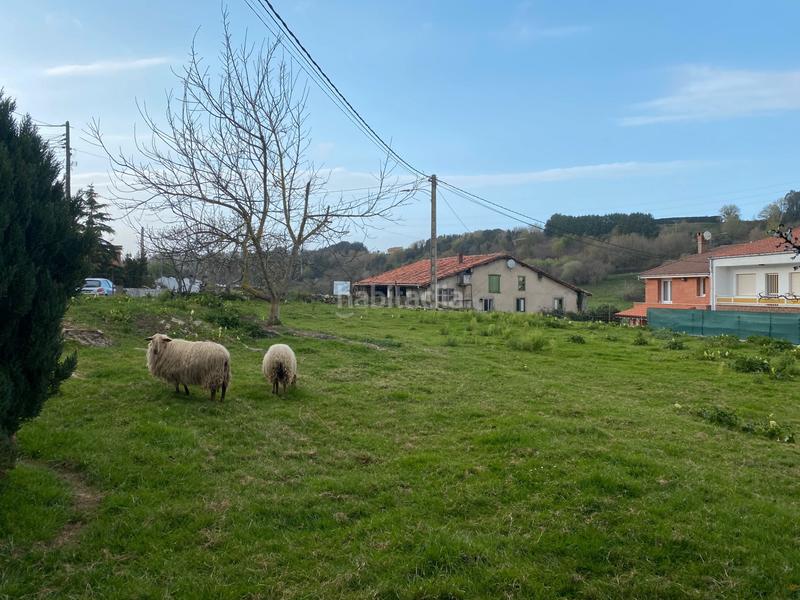 Foto 3ffe6946-4802-45e4-842f-2357e90ea96d. Terrain résidentiel dans barrio la lastra 14 dans Oruña Piélagos