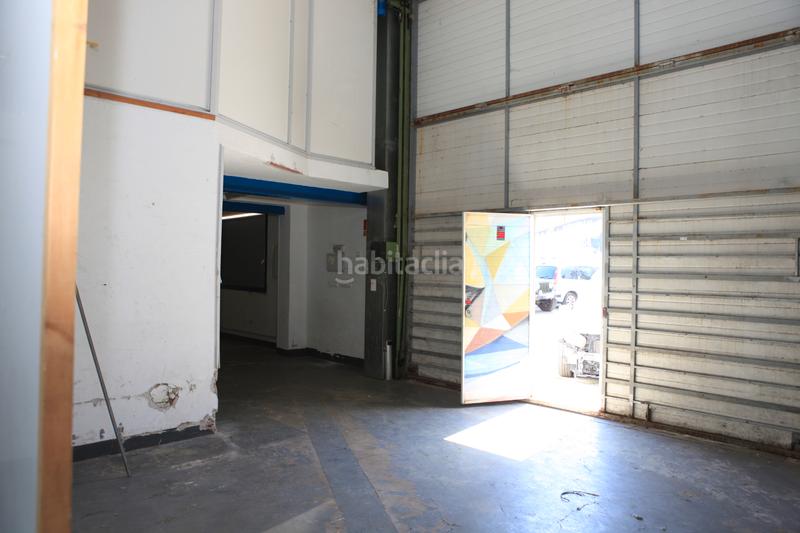 Foto 0274a329-8c95-40d4-87c9-a80be2c63982. Bâtiment à usage industriel dans Cacicedo Camargo